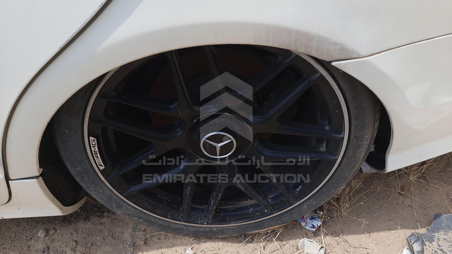 0 MERCEDES --- VIN: WDDLJ7DB2CA045802
