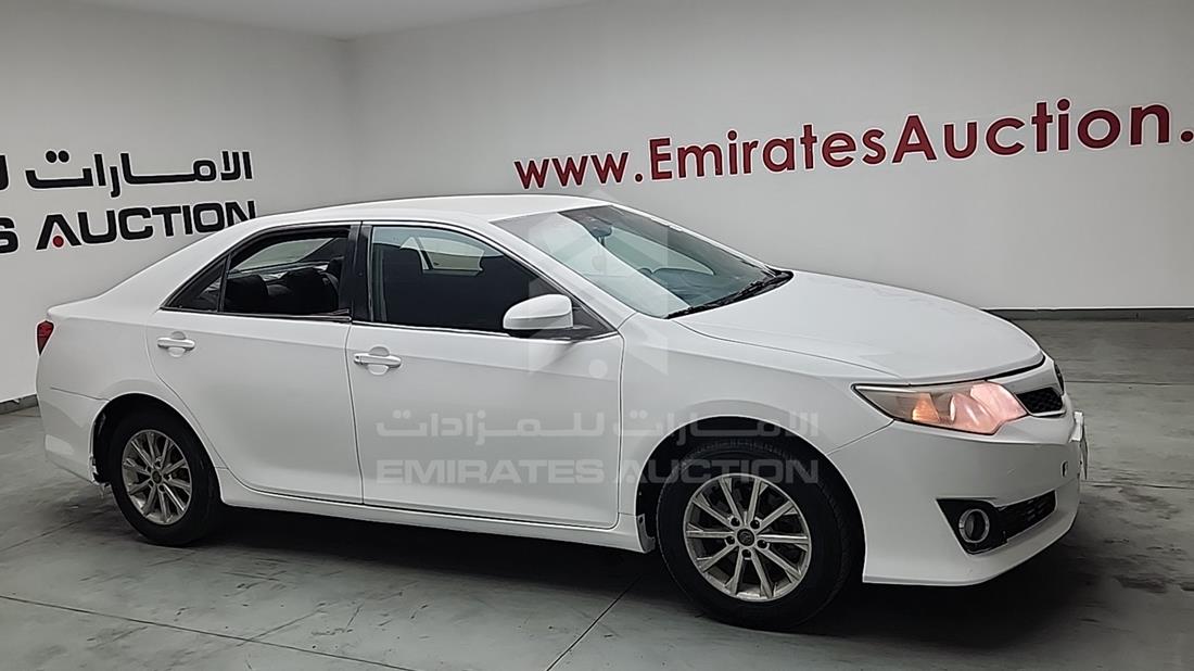 2013 Toyota Camry — Front Right Angle — Photo 8