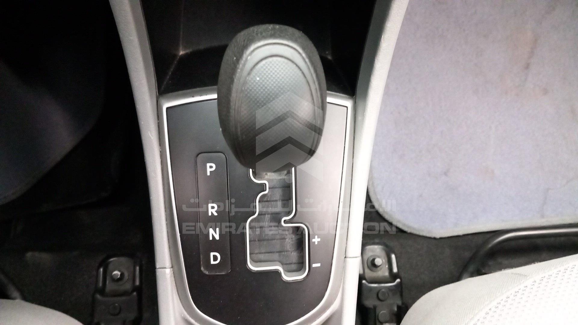 2015 HYUNDAI ACCENT VIN: KMHCT41BXFU710449