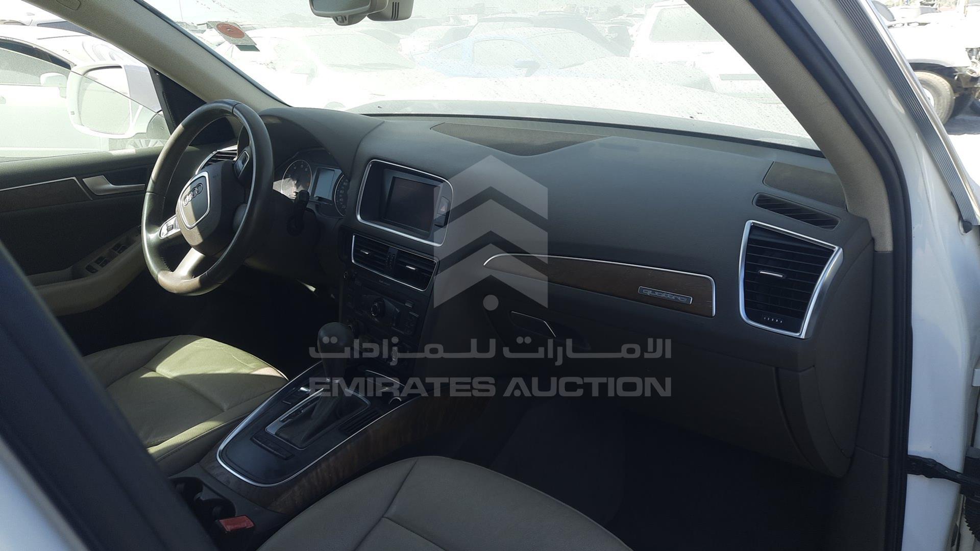 2012 AUDI Q5 VIN: WAUCFC8R8CA079364