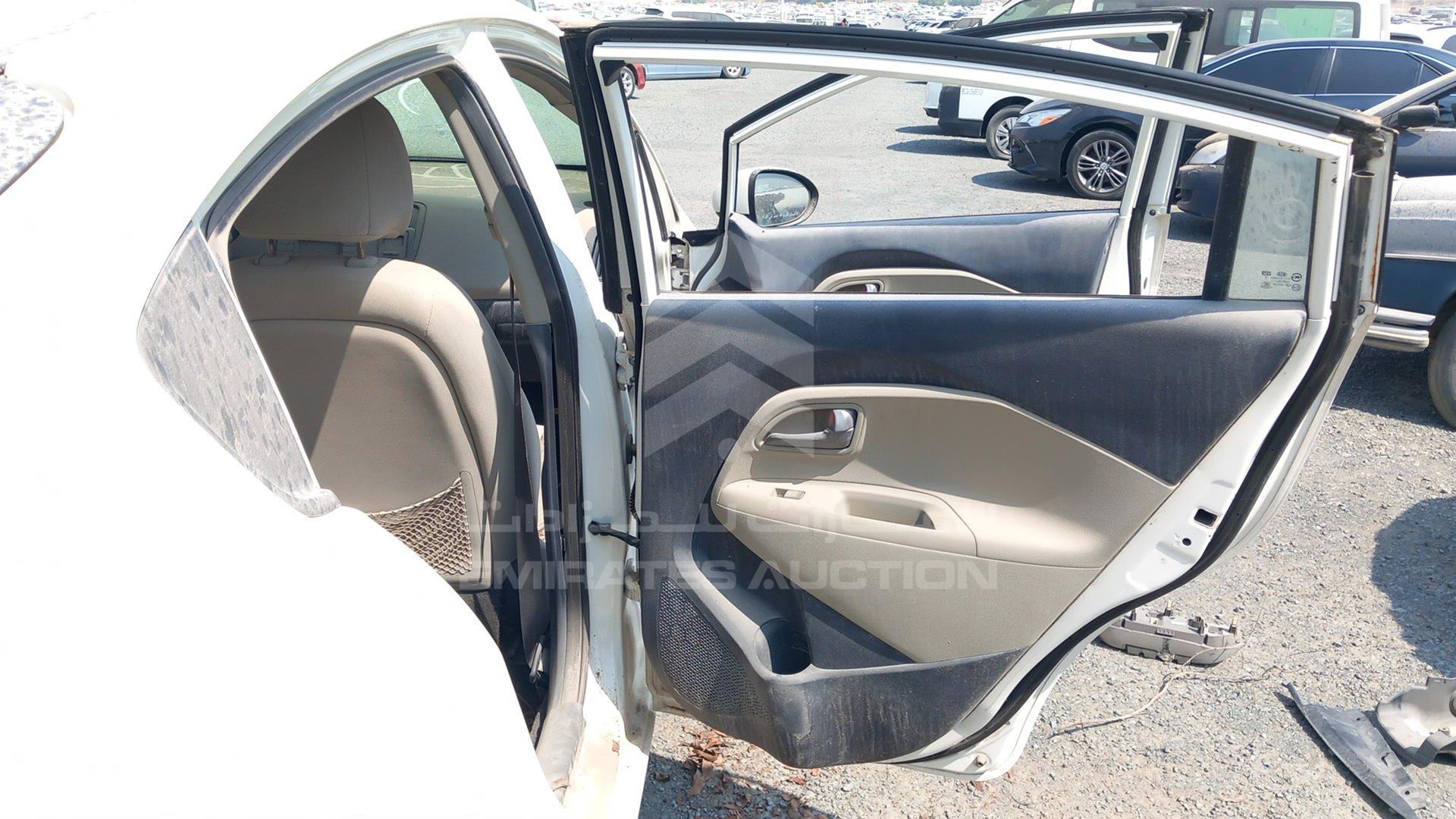 2014 KIA RIO VIN: KNADN4128E6292721