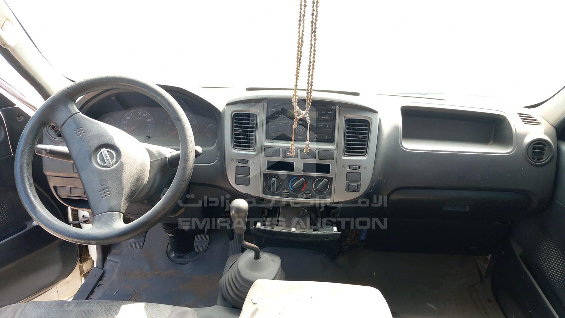 2013 NISSAN URVAN VIN: JN6AE54S7DX030010