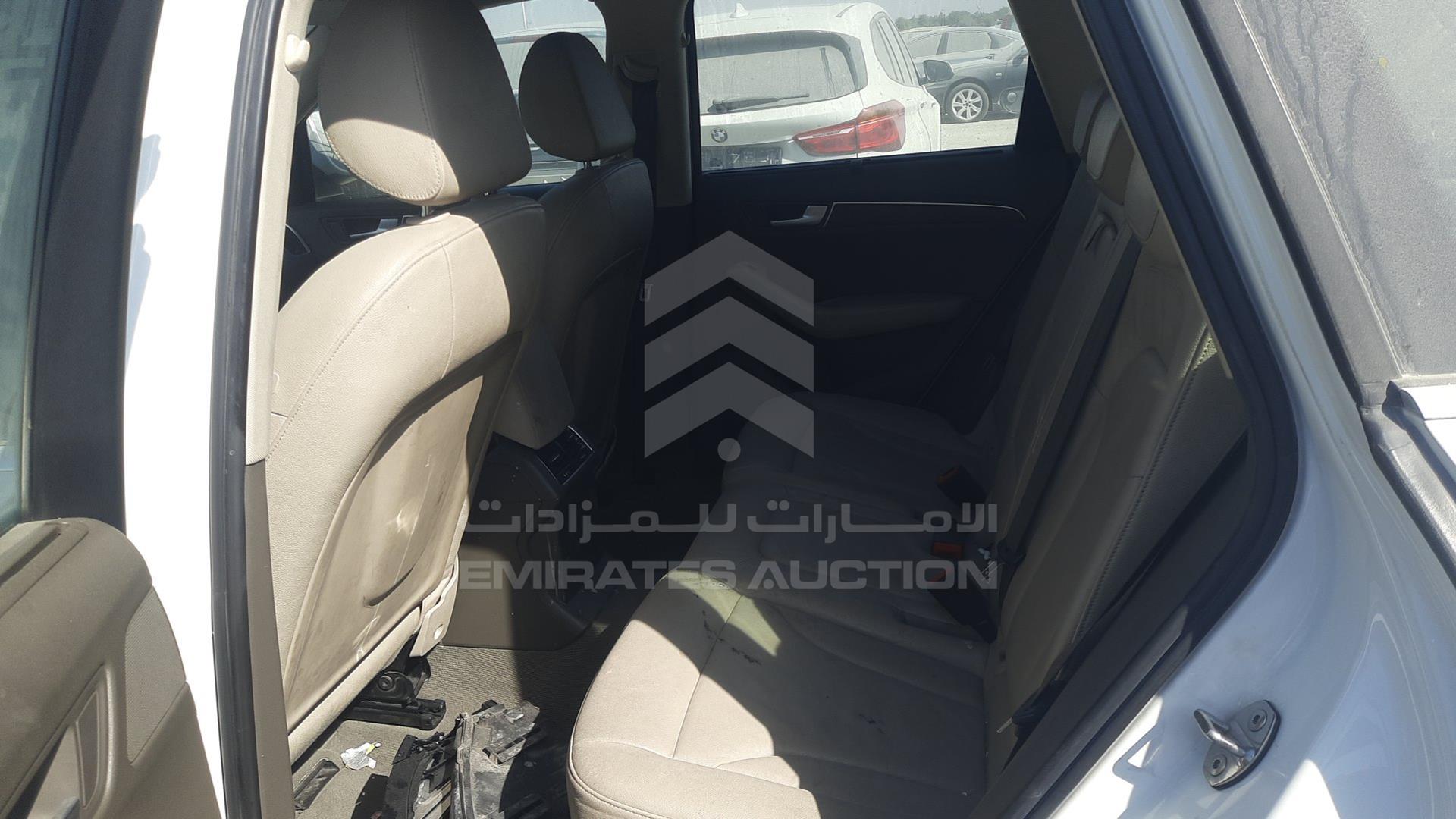 2012 AUDI Q5 VIN: WAUCFC8R8CA079364
