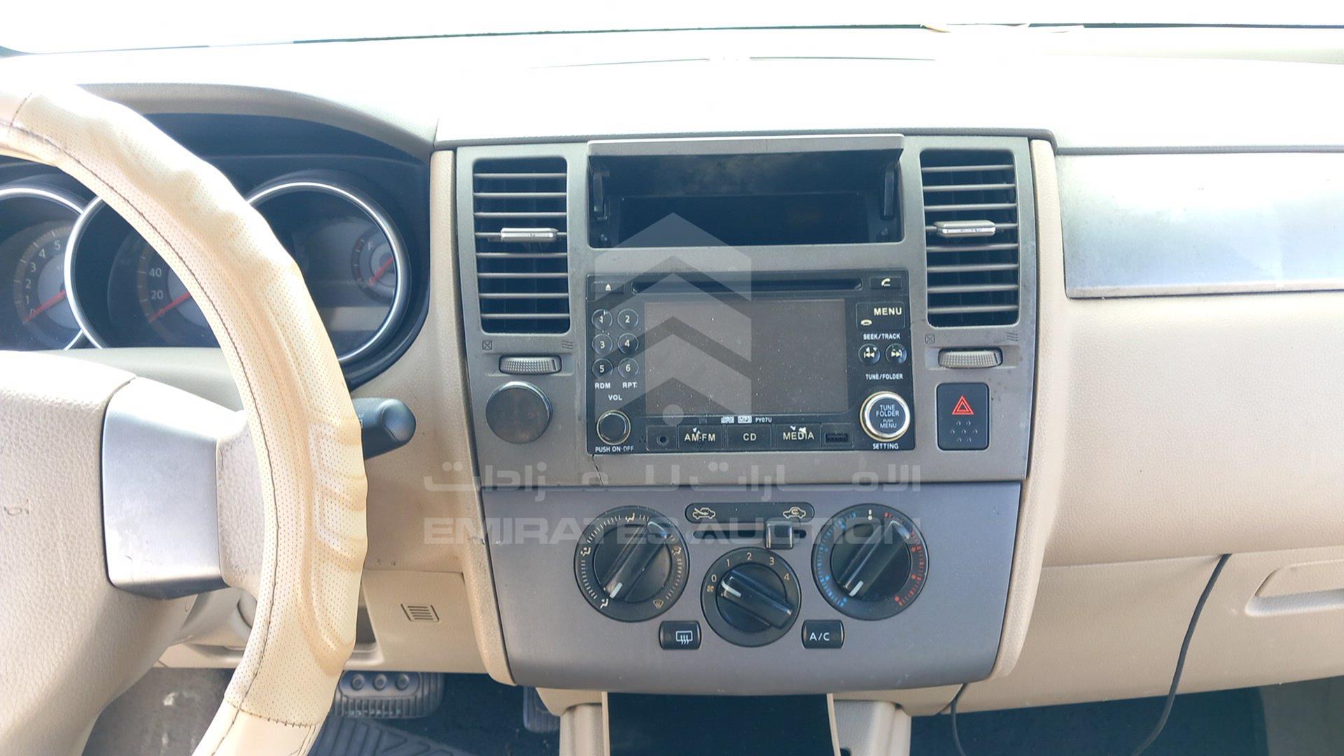 2008 NISSAN TIIDA VIN: JN1CC13CX8T005882