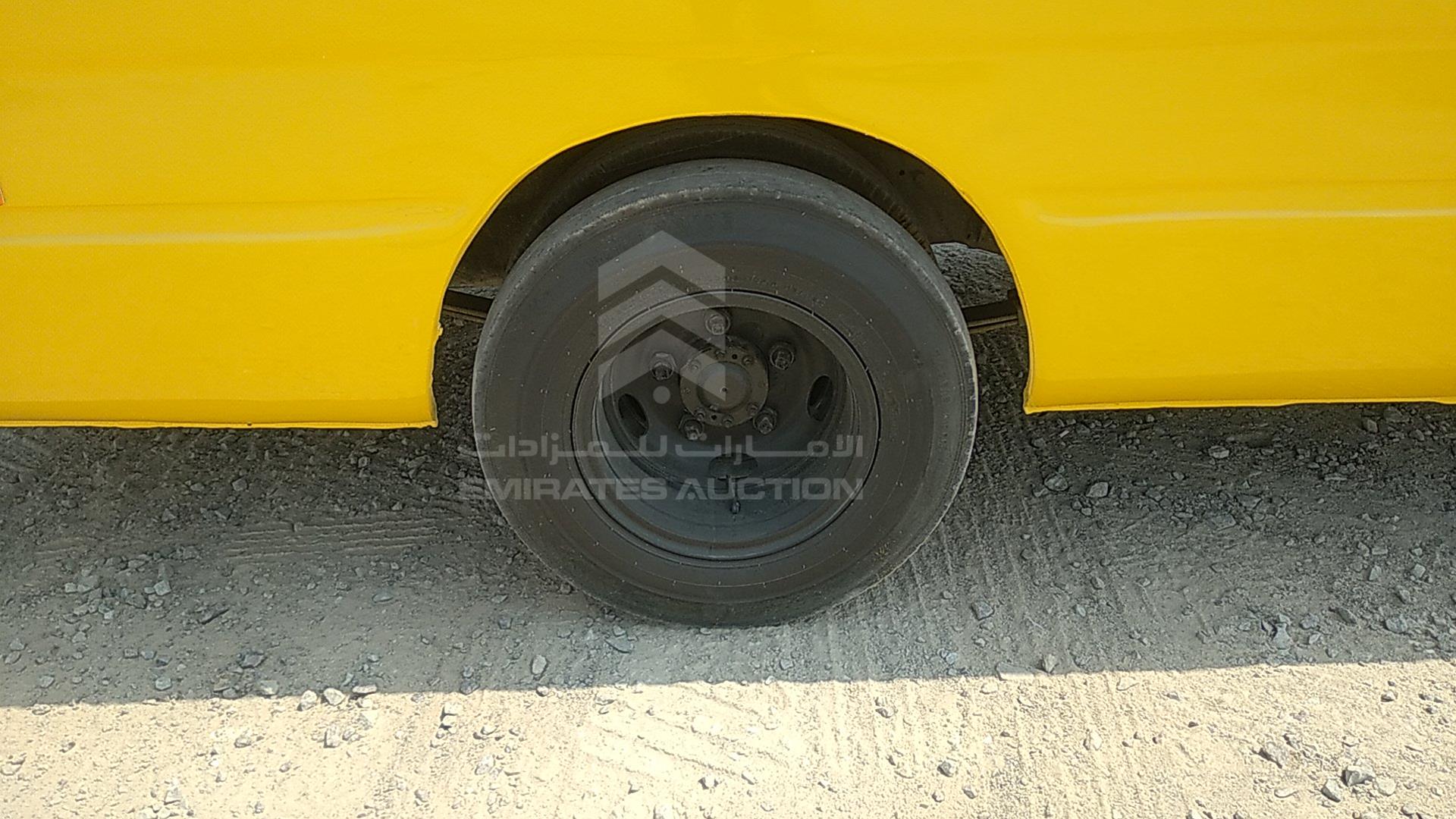 2002 TOYOTA COASTER VIN: JTGFB518921003422
