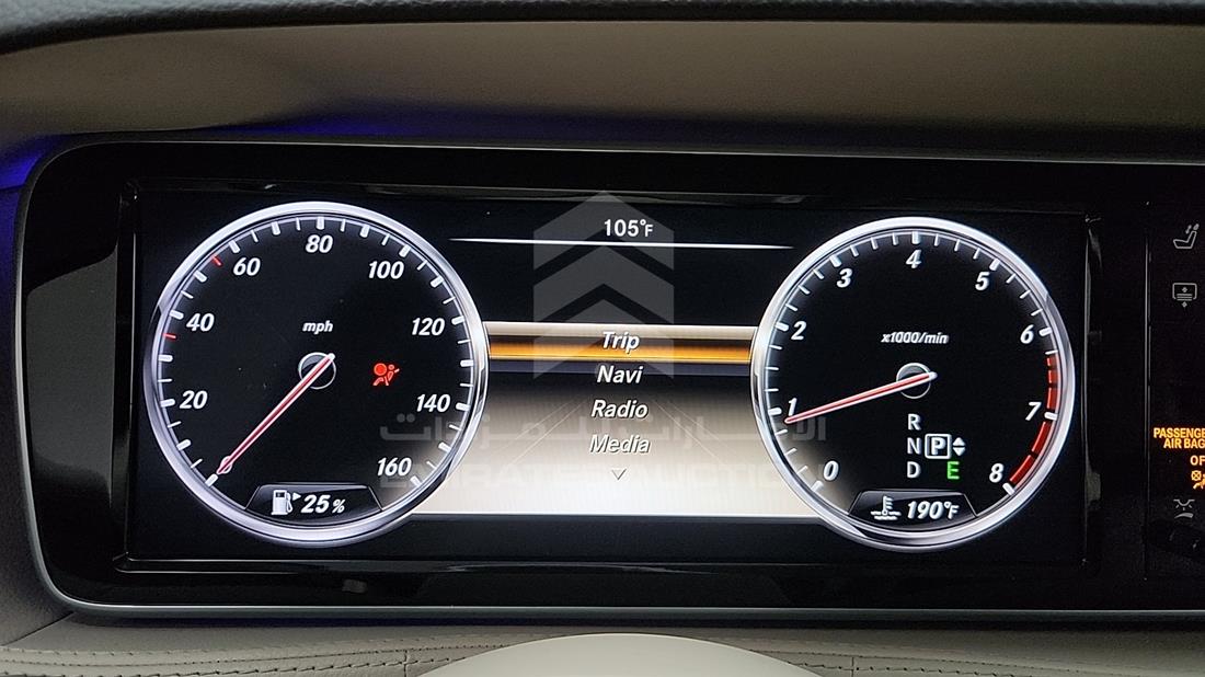 مرسيدس اس 550 2014 — مؤشر السرعة — صورة 17