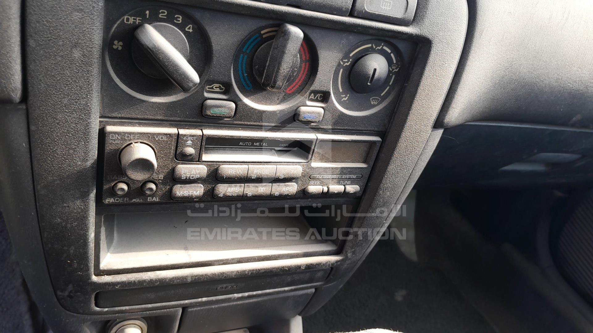 2000 NISSAN SUNNY VIN: JN1DB41S4YW002588