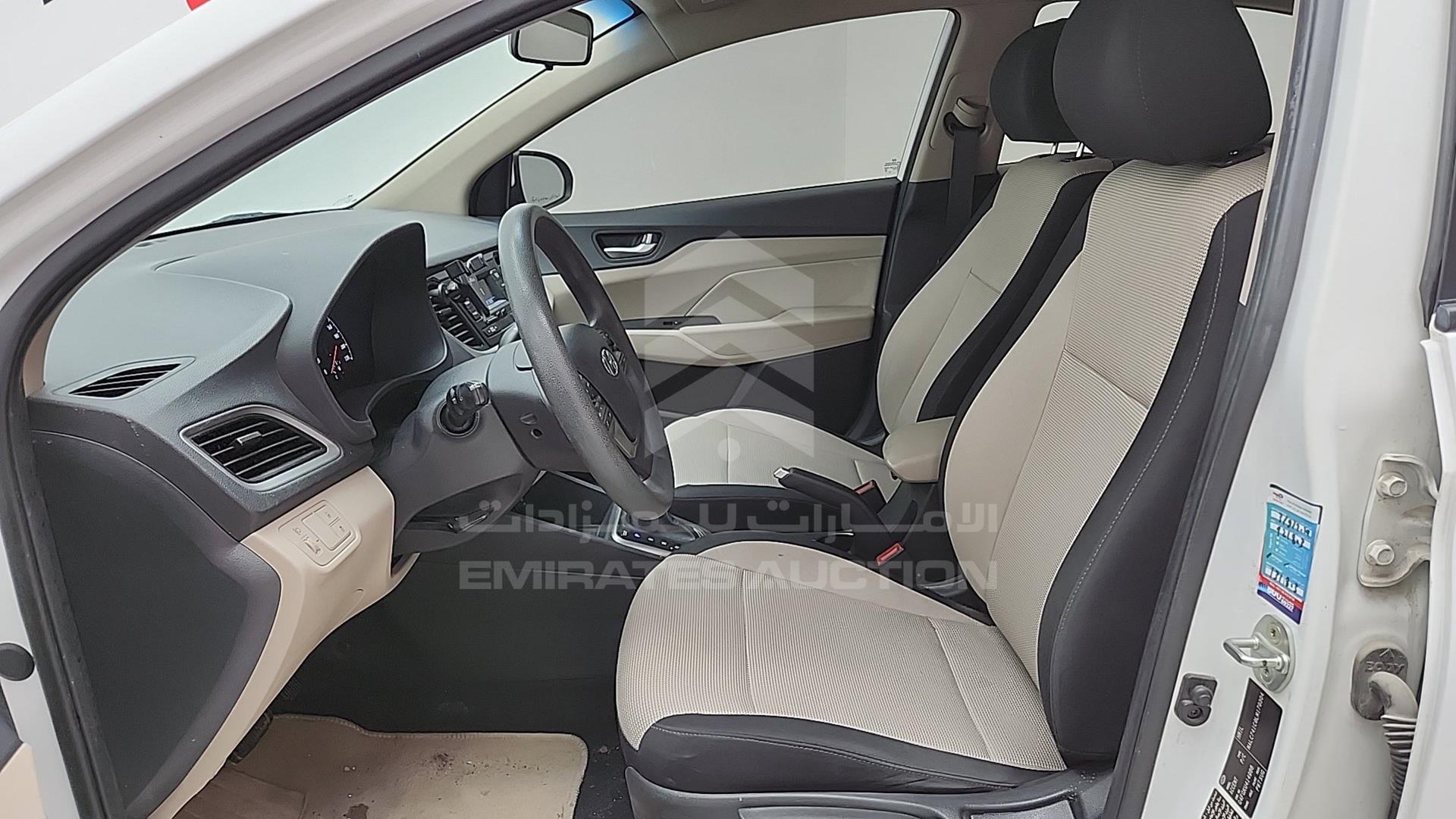 2020 HYUNDAI ACCENT VIN: MALC741C9LM179304