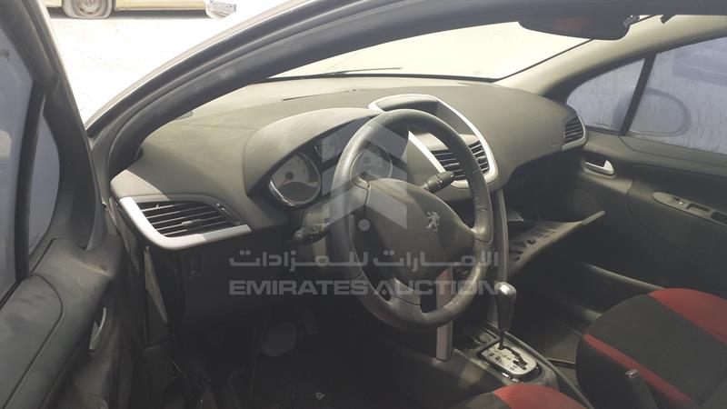 VIN: VF3WC5FS4DE000492 Auction: EmiratesAuction Lot: 343645 VF3WC5FS4DE000492 Peugeot 207 2013 SILVER Photo 14