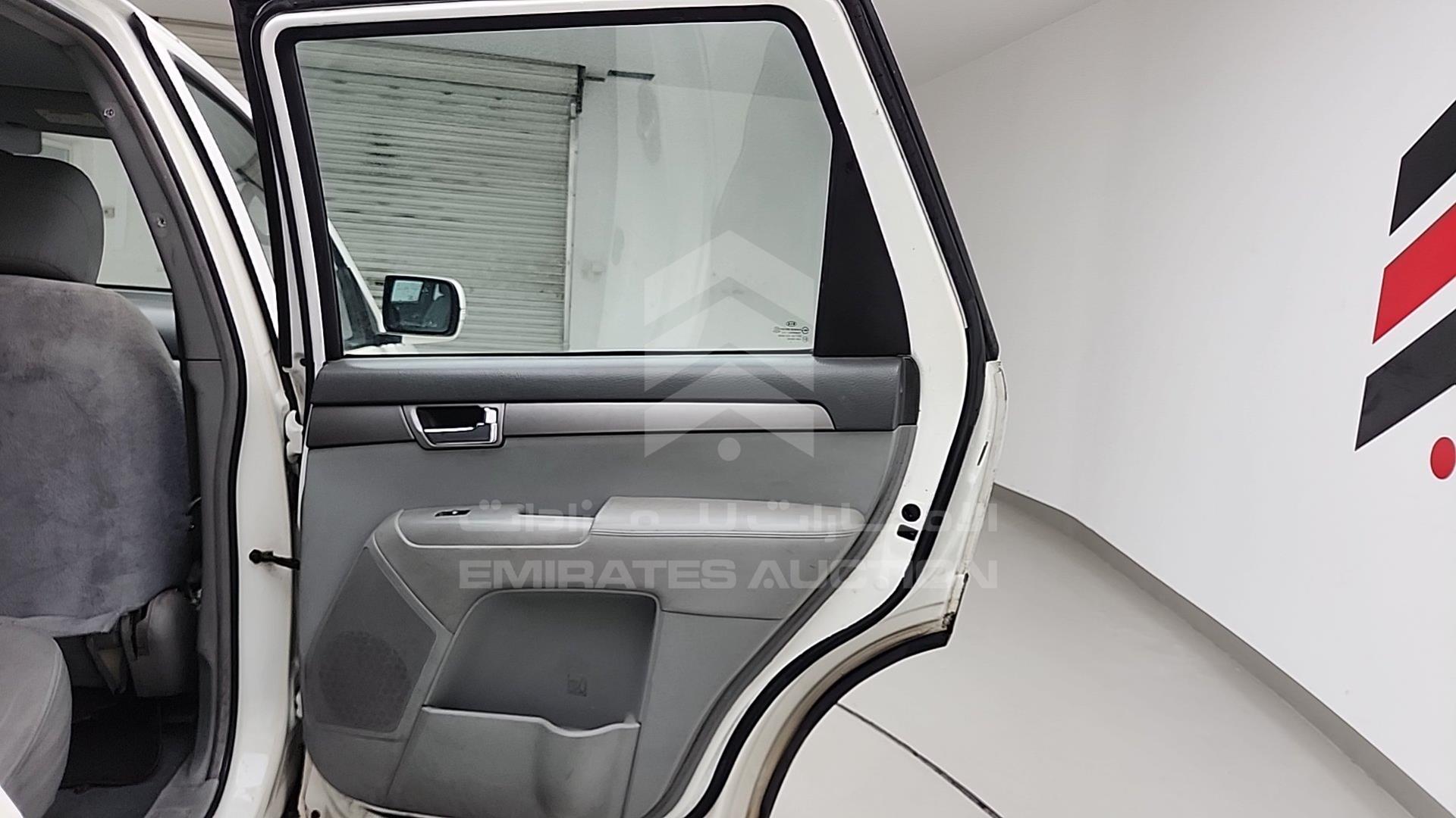 2012 KIA MOHAVE VIN: KNAKM8113C5078845
