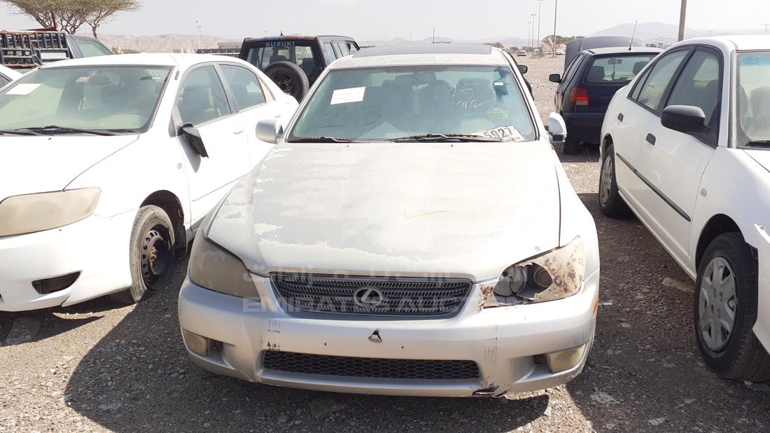 2001 Lexus IS300 for sale in UAE JTHBD182010015770 309237