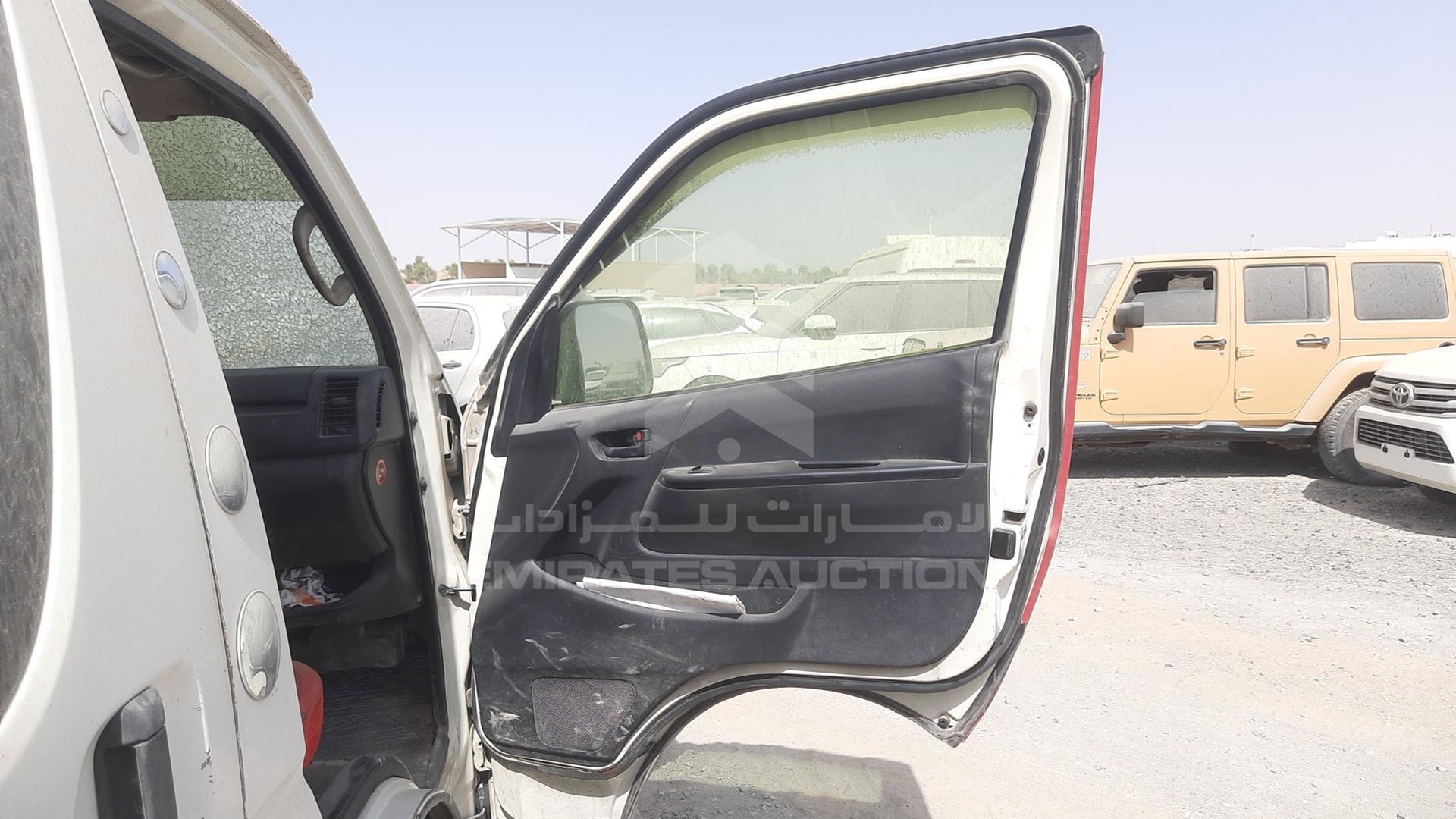 2015 TOYOTA HIACE VIN: JTGRX12PXF8043812