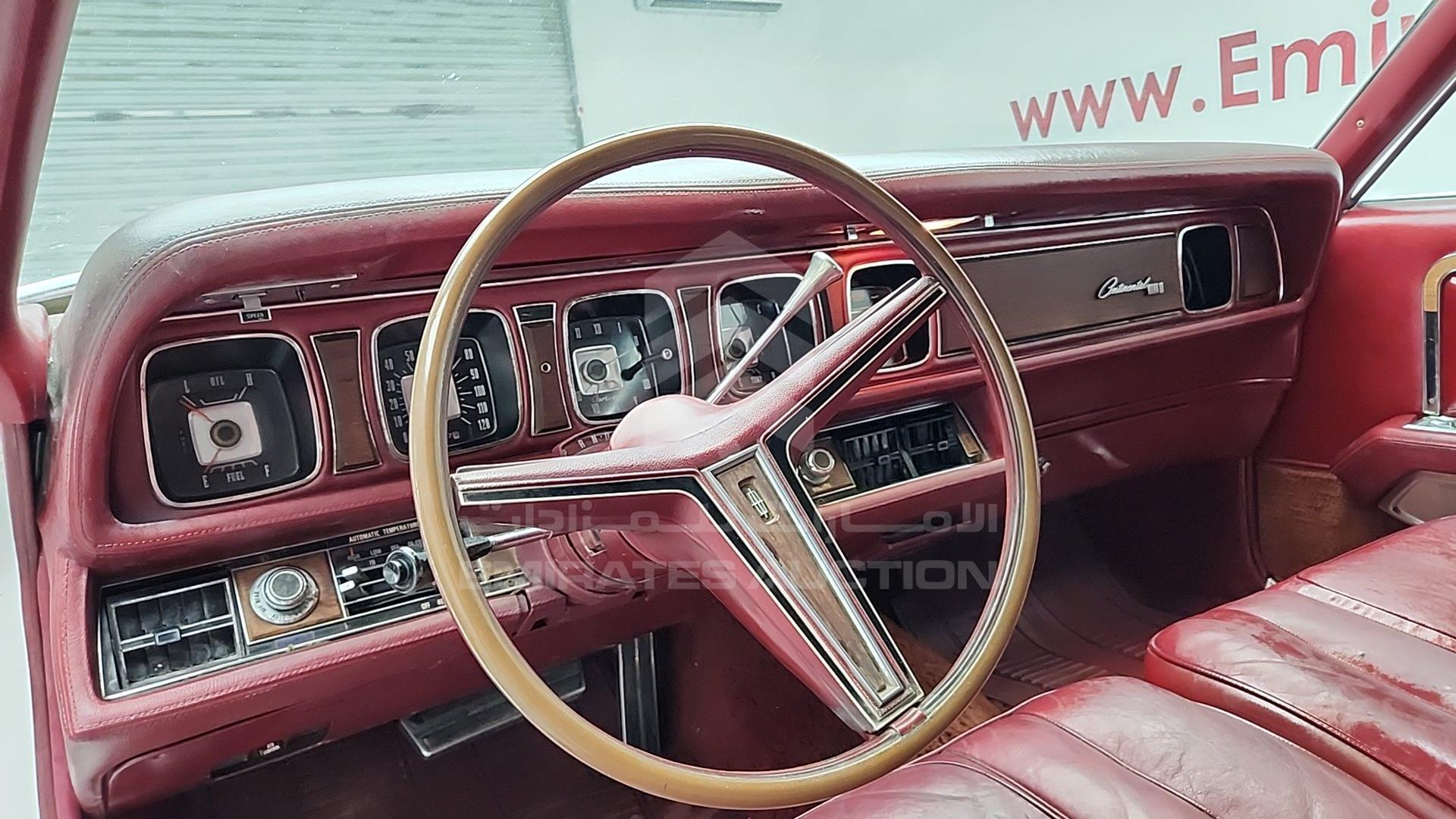 1971 LINCOLN CONTINENTAL VIN: 1Y89A818105