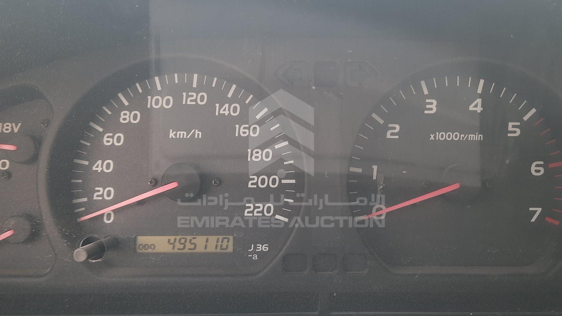 2000 TOYOTA LAND CRUISER VIN: JT3HJ09J8Y0033419