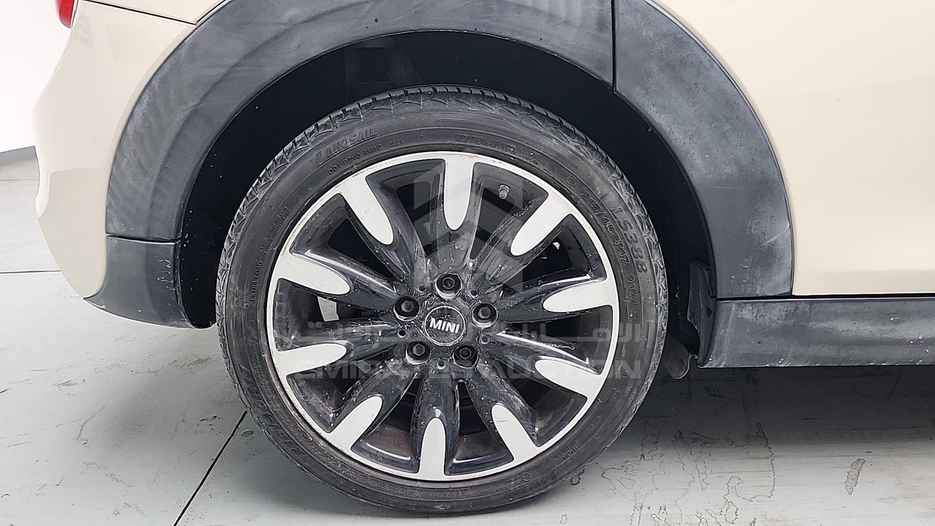 2016 MINI COOPER VIN: WMWXS7100GT842861