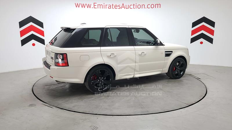 SALLSAAE4AA233314 Auction: EmiratesAuction Lot: 409182 SALLSAAE4AA233314 Range Rover Sport 2010 BLACK Photo 54
