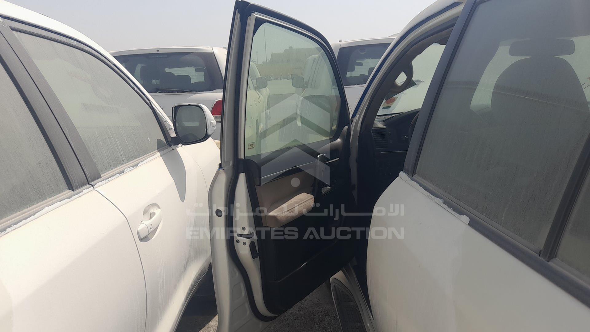 2011 TOYOTA LAND CRUISER VIN: JTMHU09J2B4042653