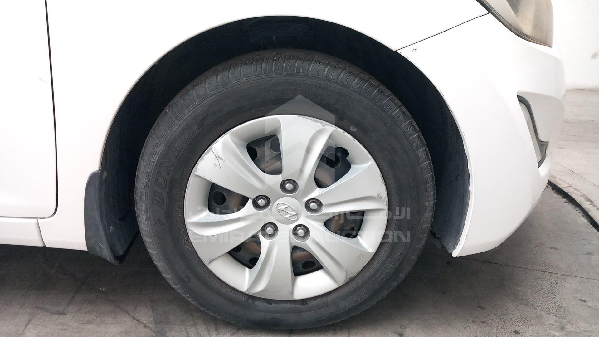 2015 HYUNDAI ELANTRA VIN: KMHDG41C9FU275960