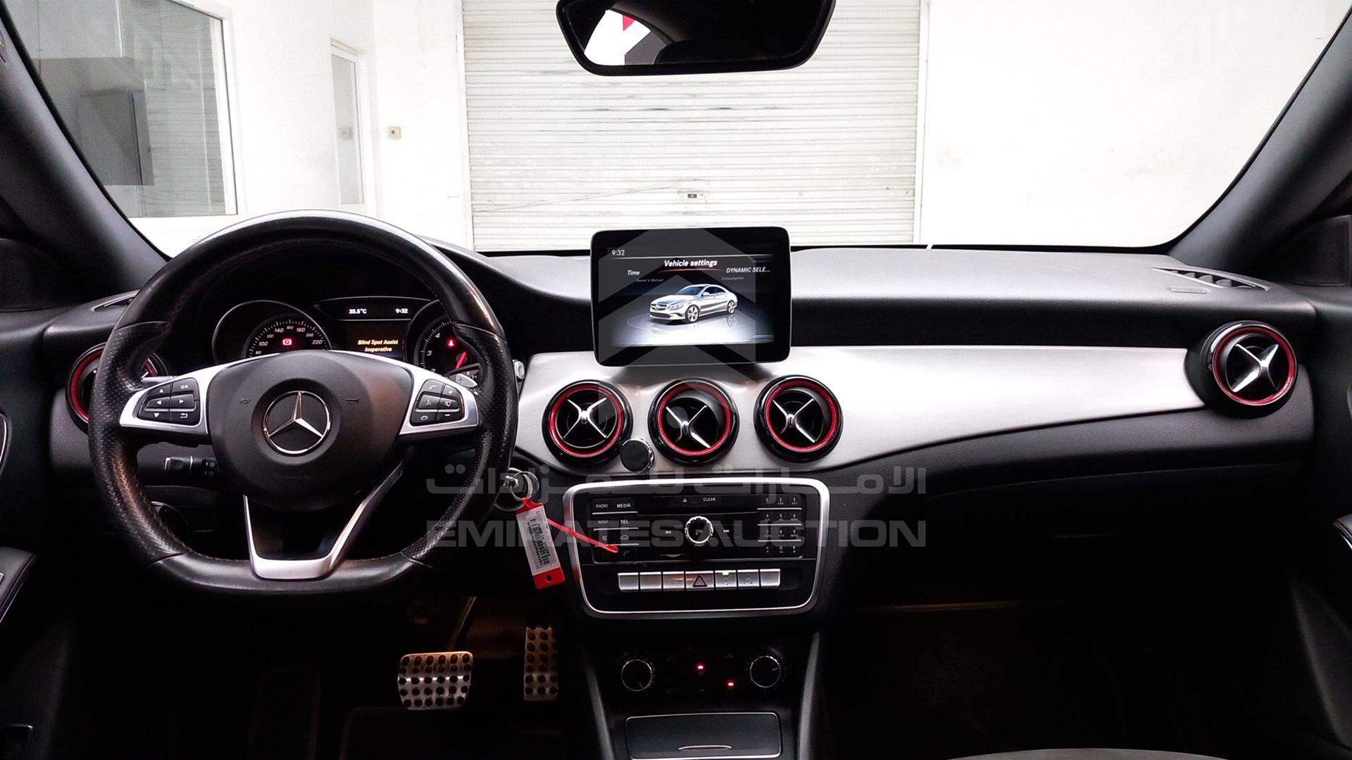 2018 MERCEDES CLA 250 VIN: WDDSJ4GB5JN562281