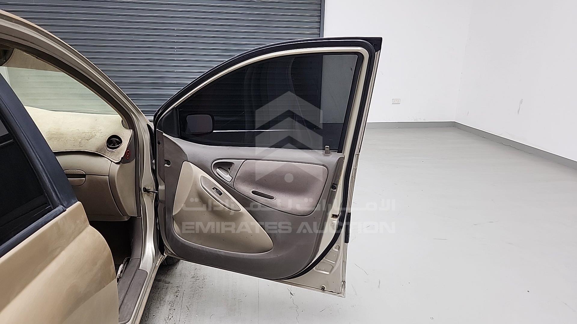 2005 TOYOTA ECHO VIN: JTDBW123050082422