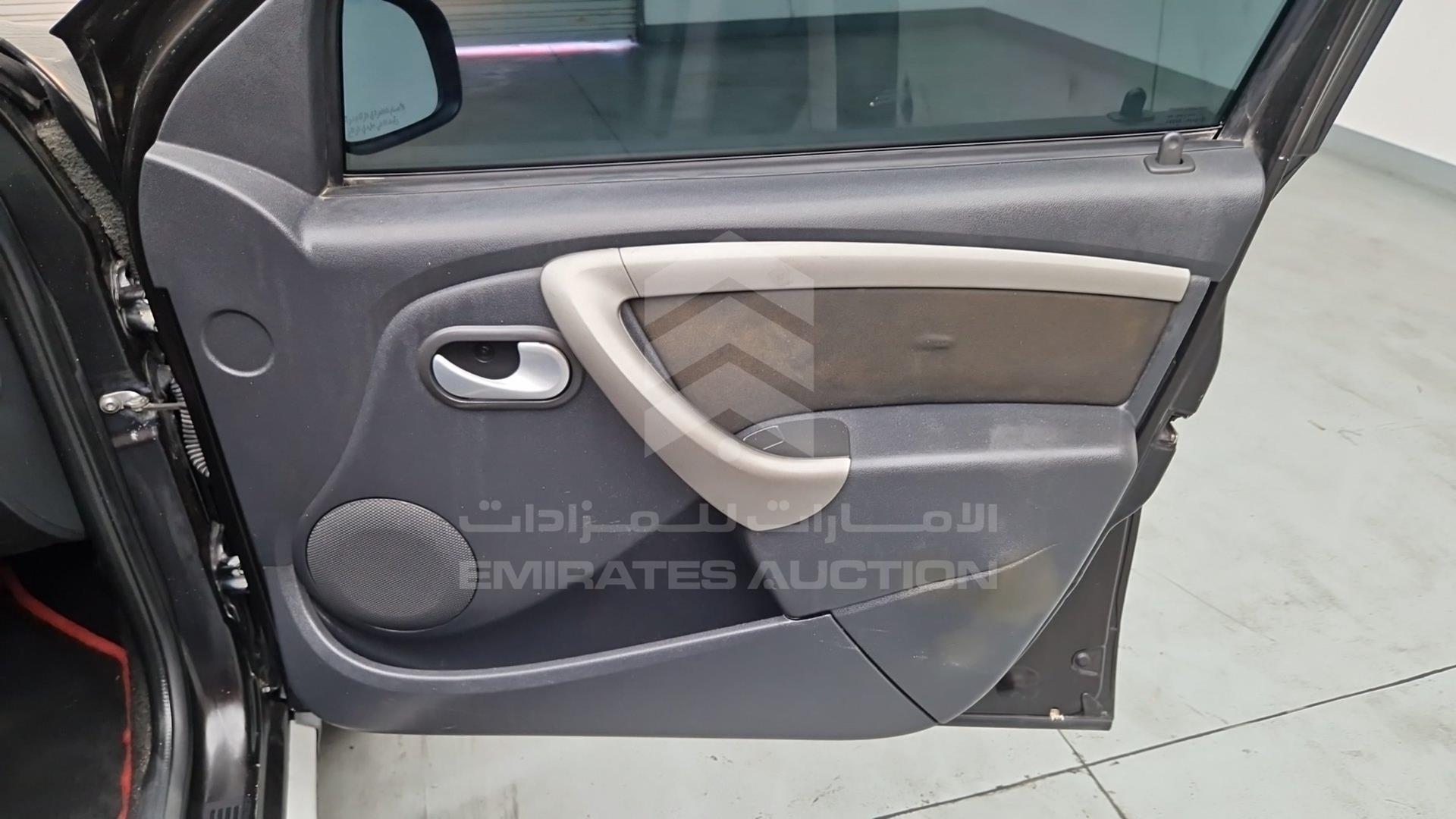 2014 RENAULT DUSTER VIN: VF1HSRCA3EA505293