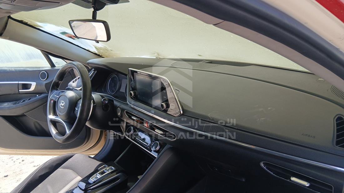 2021 Hyundai Sonata Hybrid — Front Right Passenger Dashboard View — Photo 24