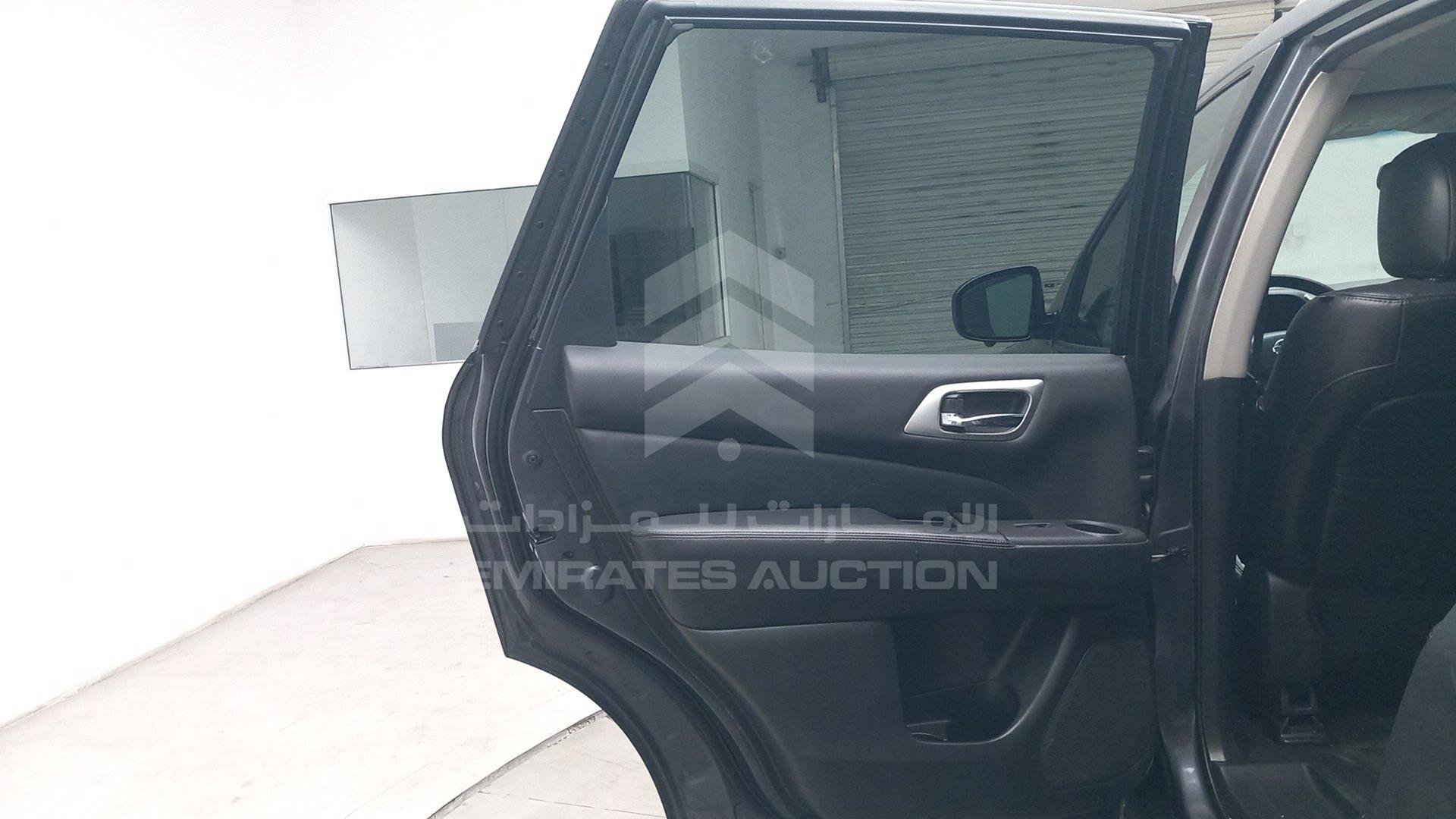 2013 NISSAN PATHFINDER VIN: 5N1AR2MM3DC685338