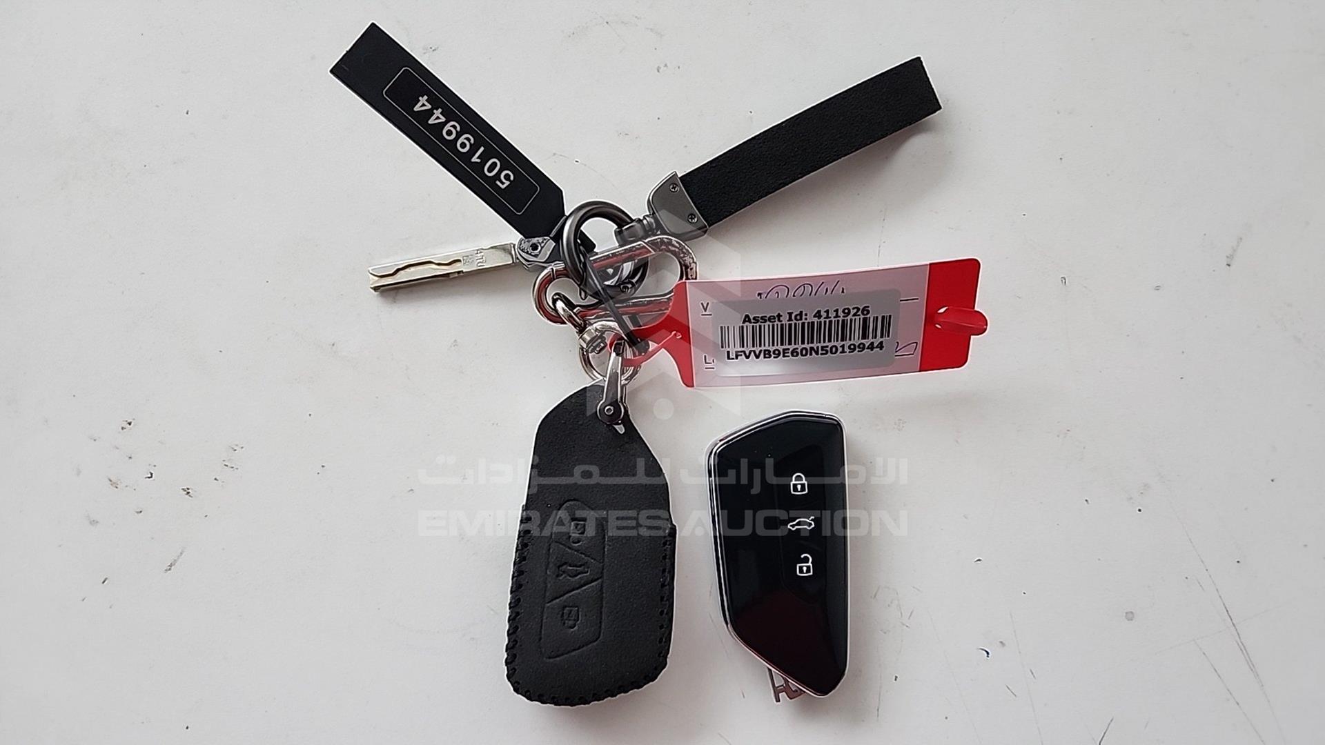 2022 VOLKSWAGEN ID.4 VIN: LFVVB9E60N5019944