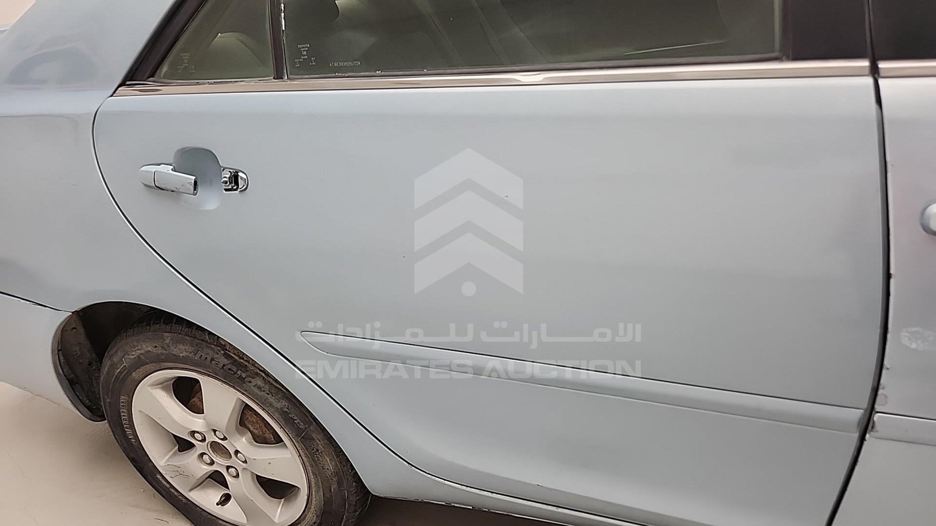 2005 TOYOTA CAMRY VIN: 4T1BE30KX5U567728