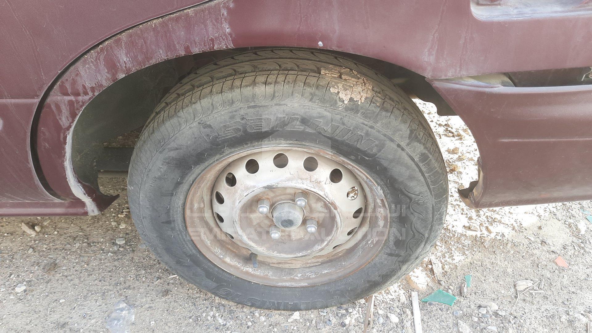 2000 NISSAN SUNNY VIN: JN1BB41S3YW000600