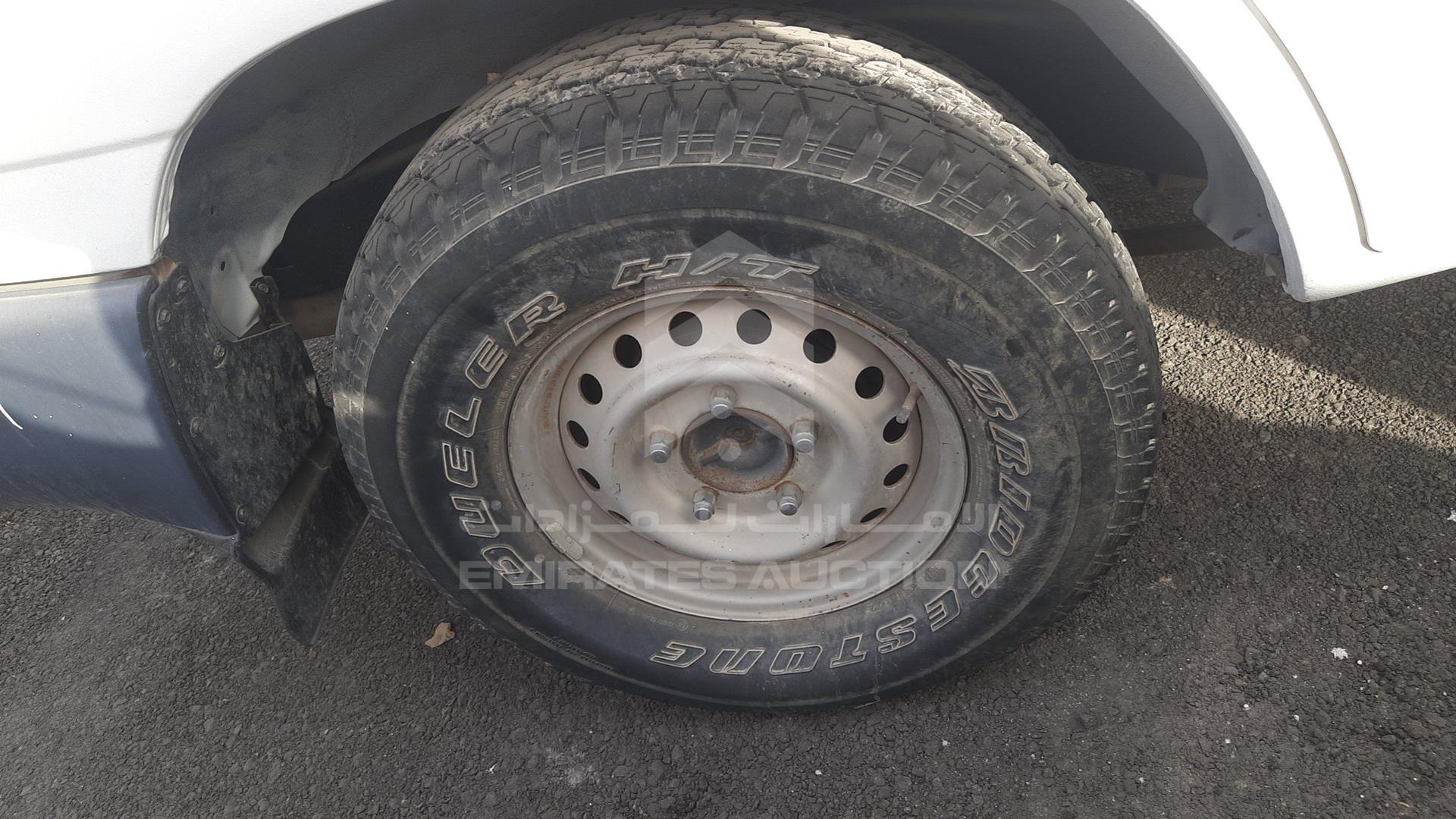 2003 TOYOTA LAND CRUISER VIN: JTGHJ01J233003981