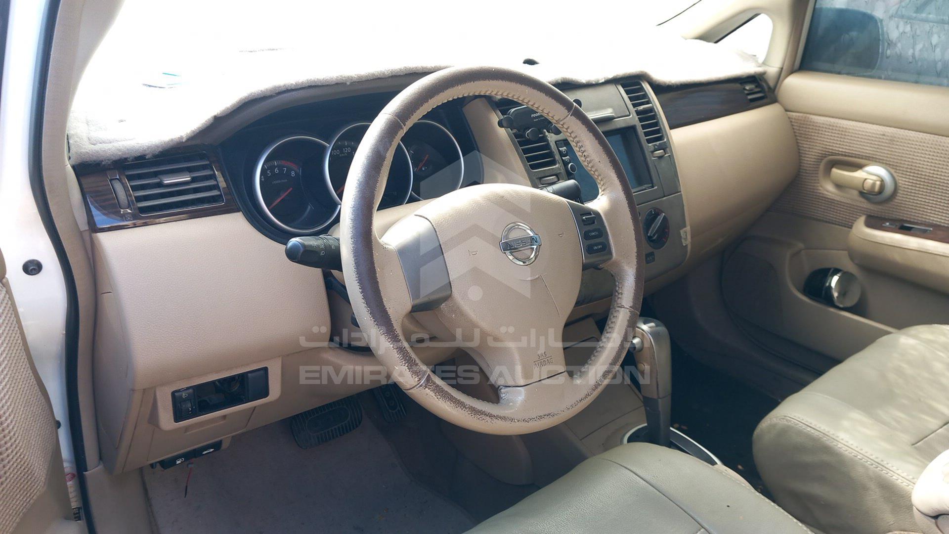 2011 NISSAN TIIDA VIN: 3N1BC1A80BL384686