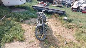 Bajaj Pulsar — Full Front View — Photo 1 — Thumbnail
