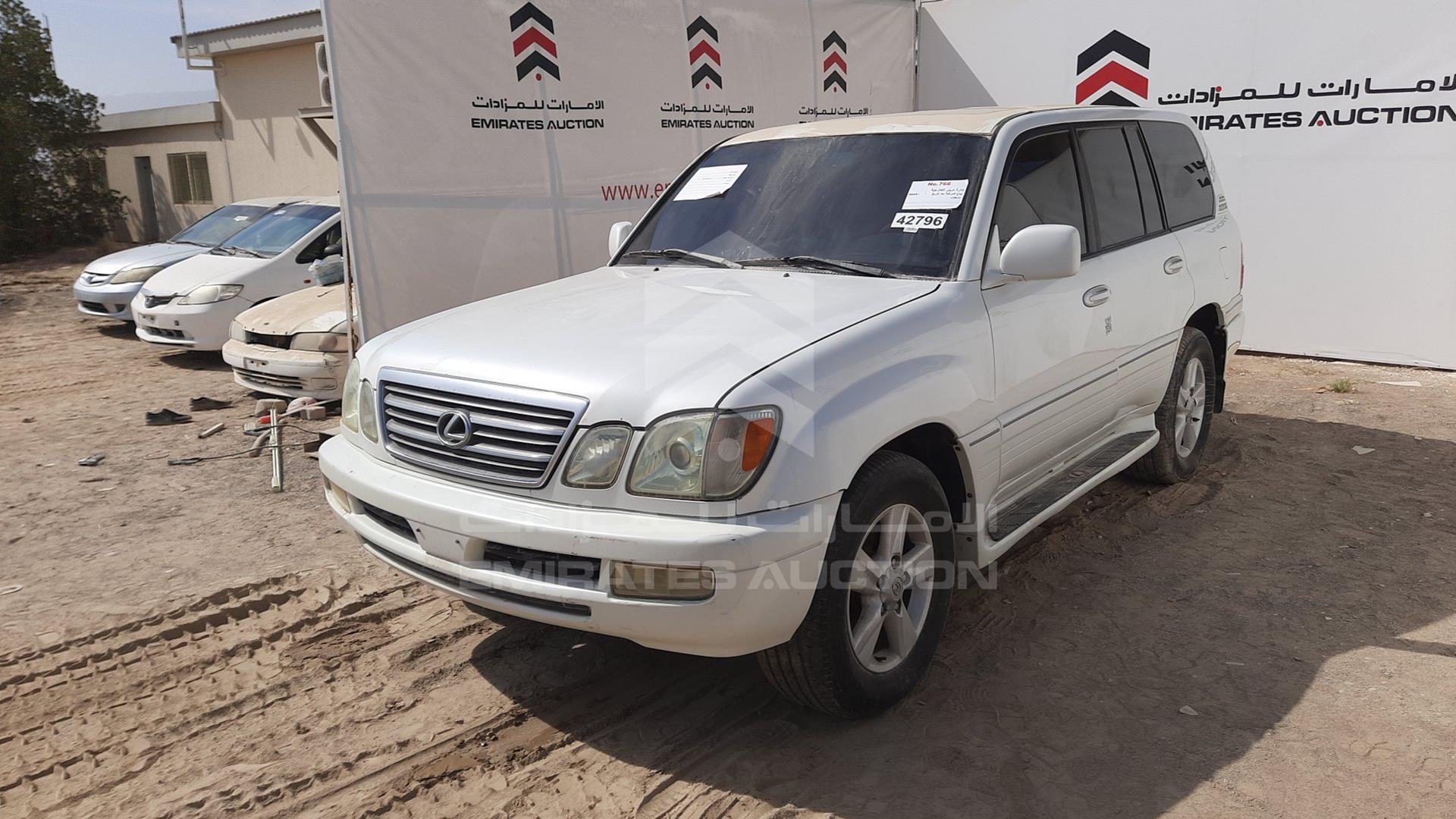 2005 LEXUS LX 470 VIN: JTJHT00WX53551277