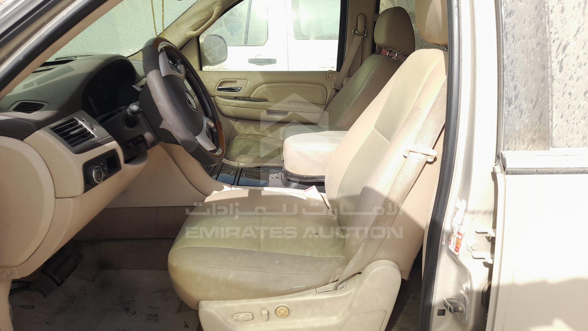 2008 CADILLAC ESCALADE VIN: 1GYFK63818R164058
