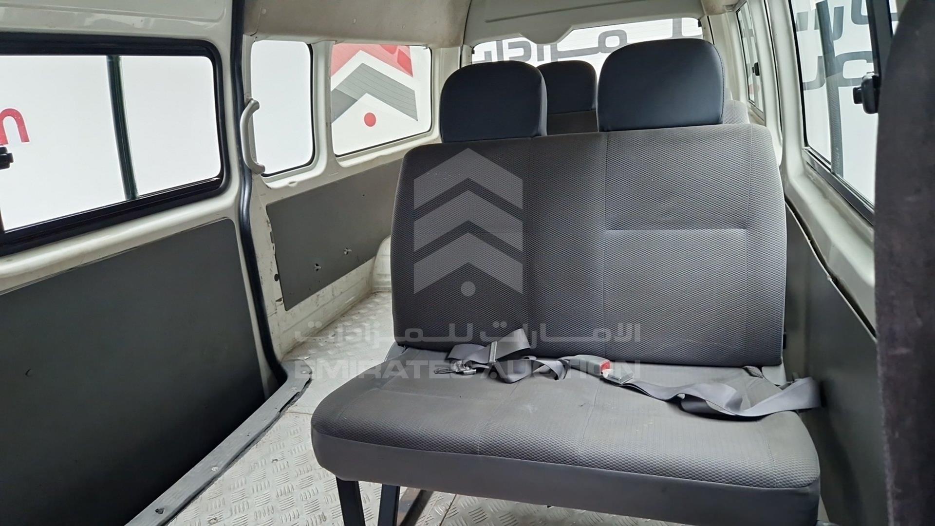2010 TOYOTA HIACE VIN: JTGSX22PXA6080127