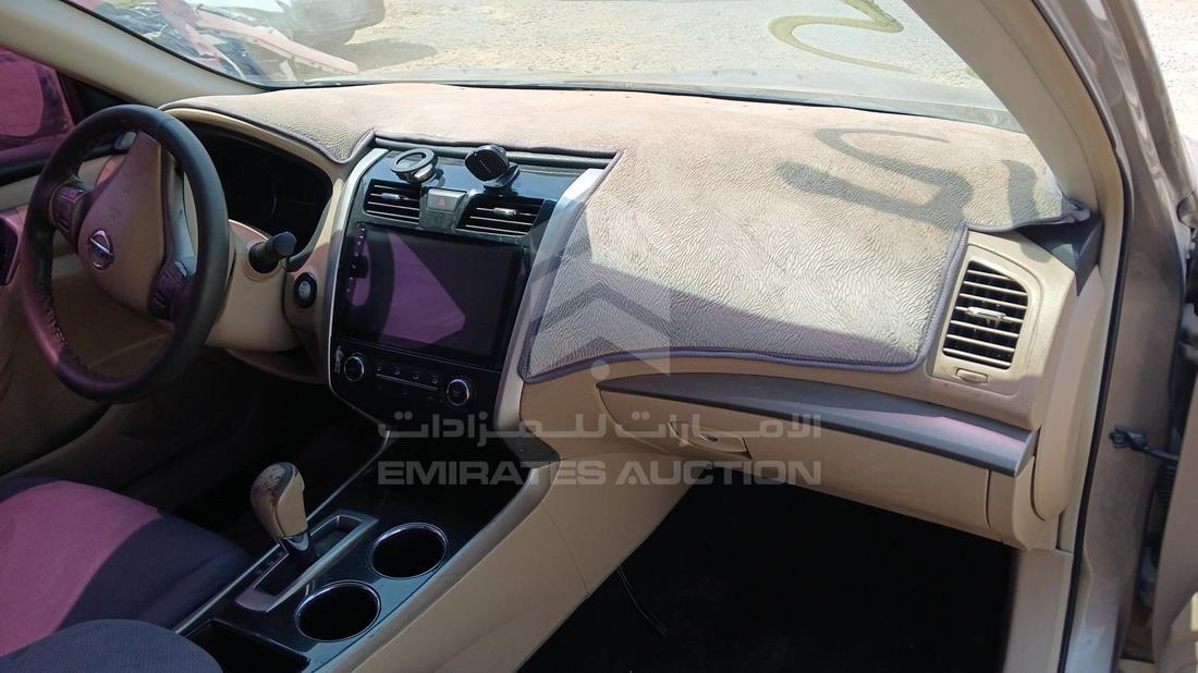2013 Nissan Altima — Front Right Passenger Dashboard View — Photo 23