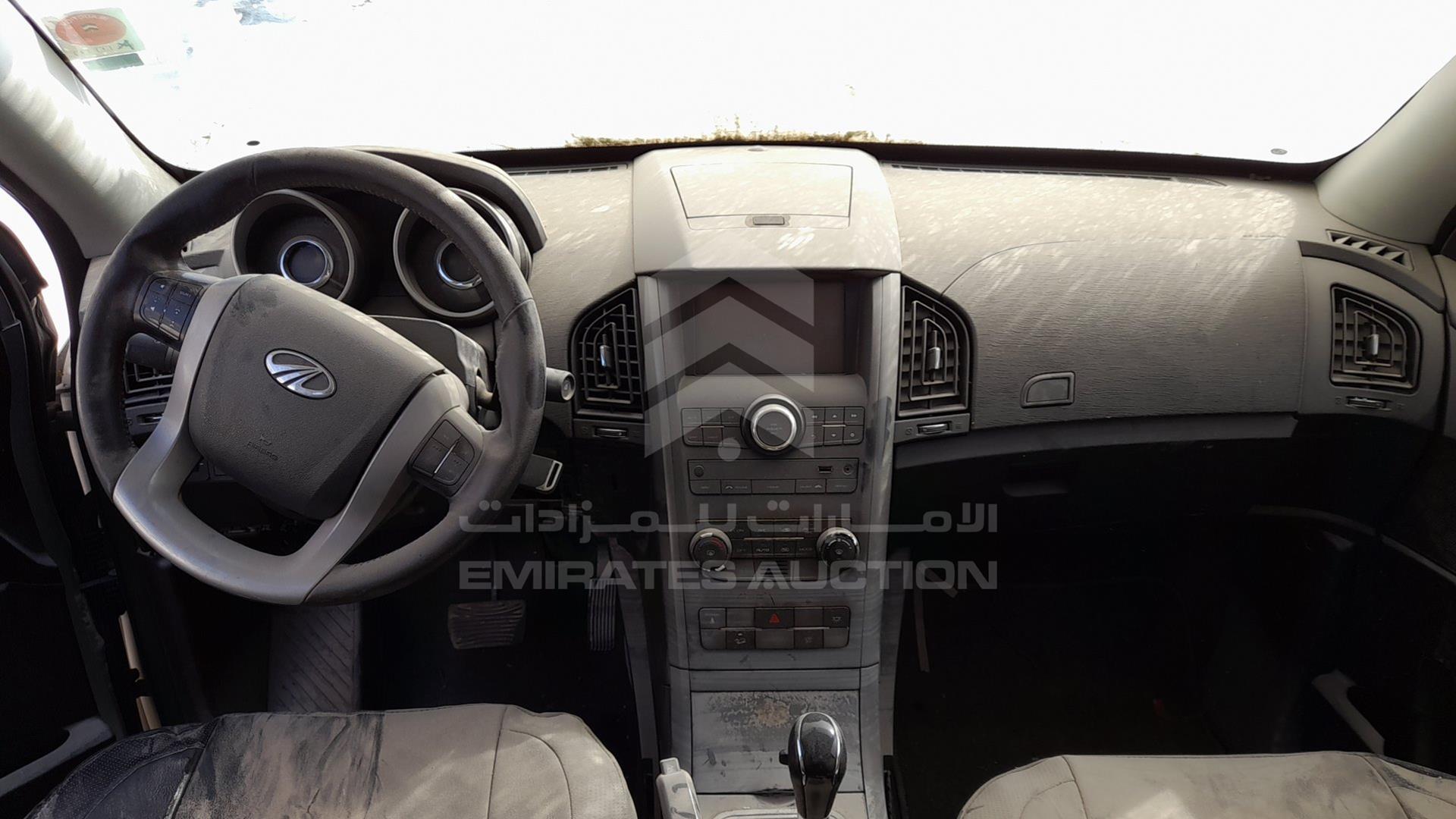 2018 MAHINDRA XUV500 VIN: MA1YW2LDVJ6050689