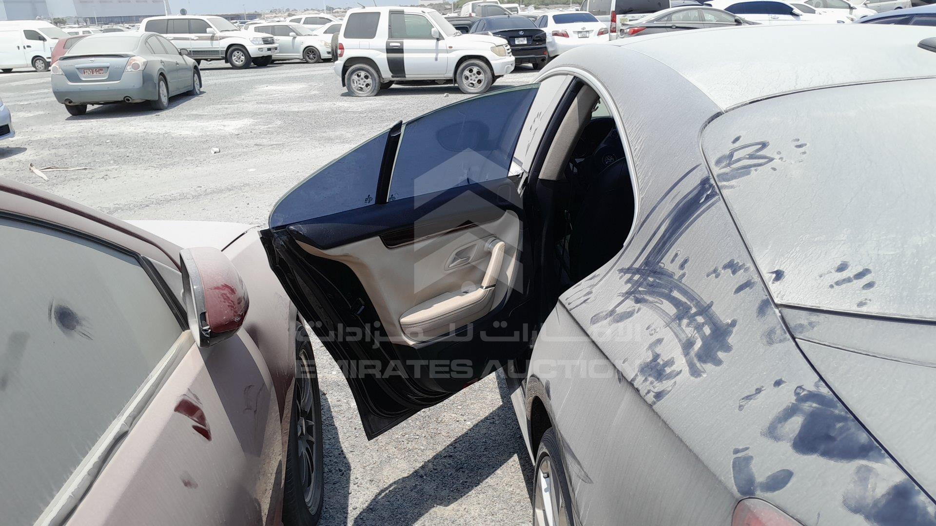 WVWAC23CXBE700272 - 2011 Volkswagen CC - #490230