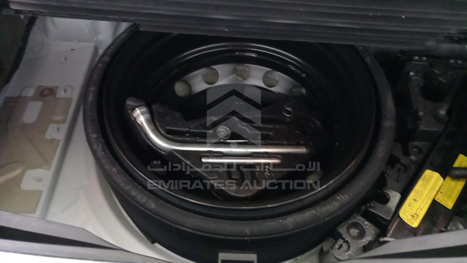 2013 AUDI Q7 VIN: WA1AGDFE2DD004733