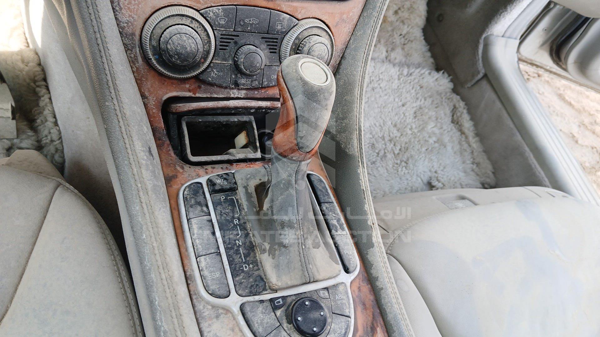 2002 MERCEDES 500 SLC VIN: WDB2304751F005893