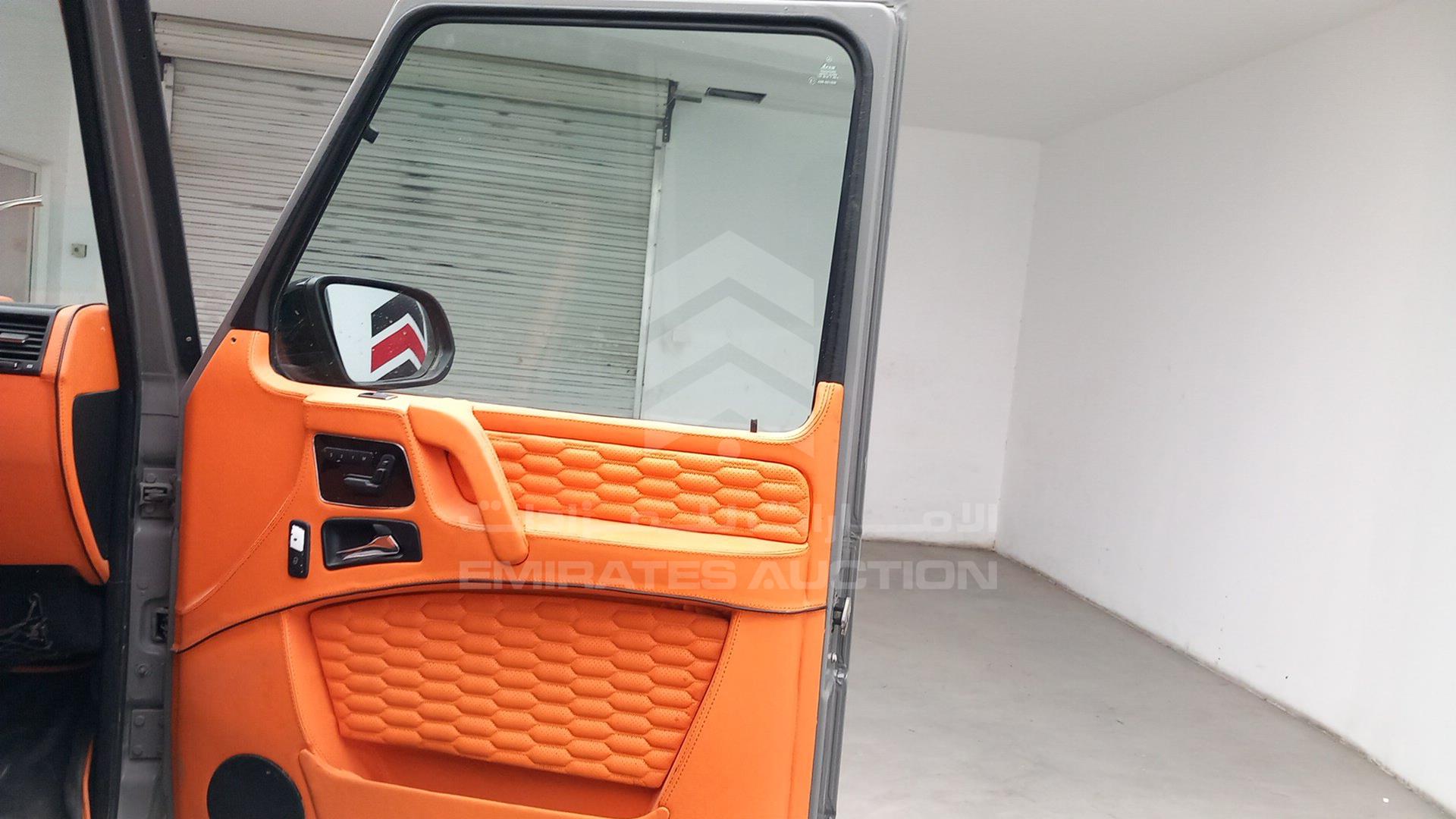 2001 MERCEDES G 500 VIN: WDB4632411X122439
