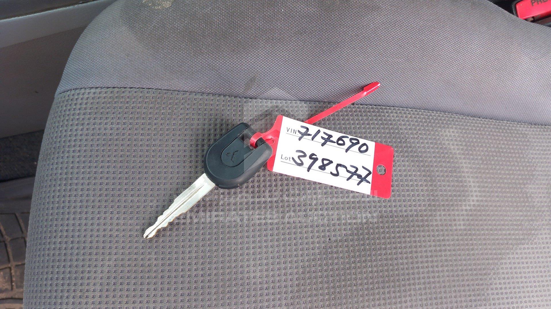 2007 MITSUBISHI LANCER VIN: JMYSRCS1A7U717690