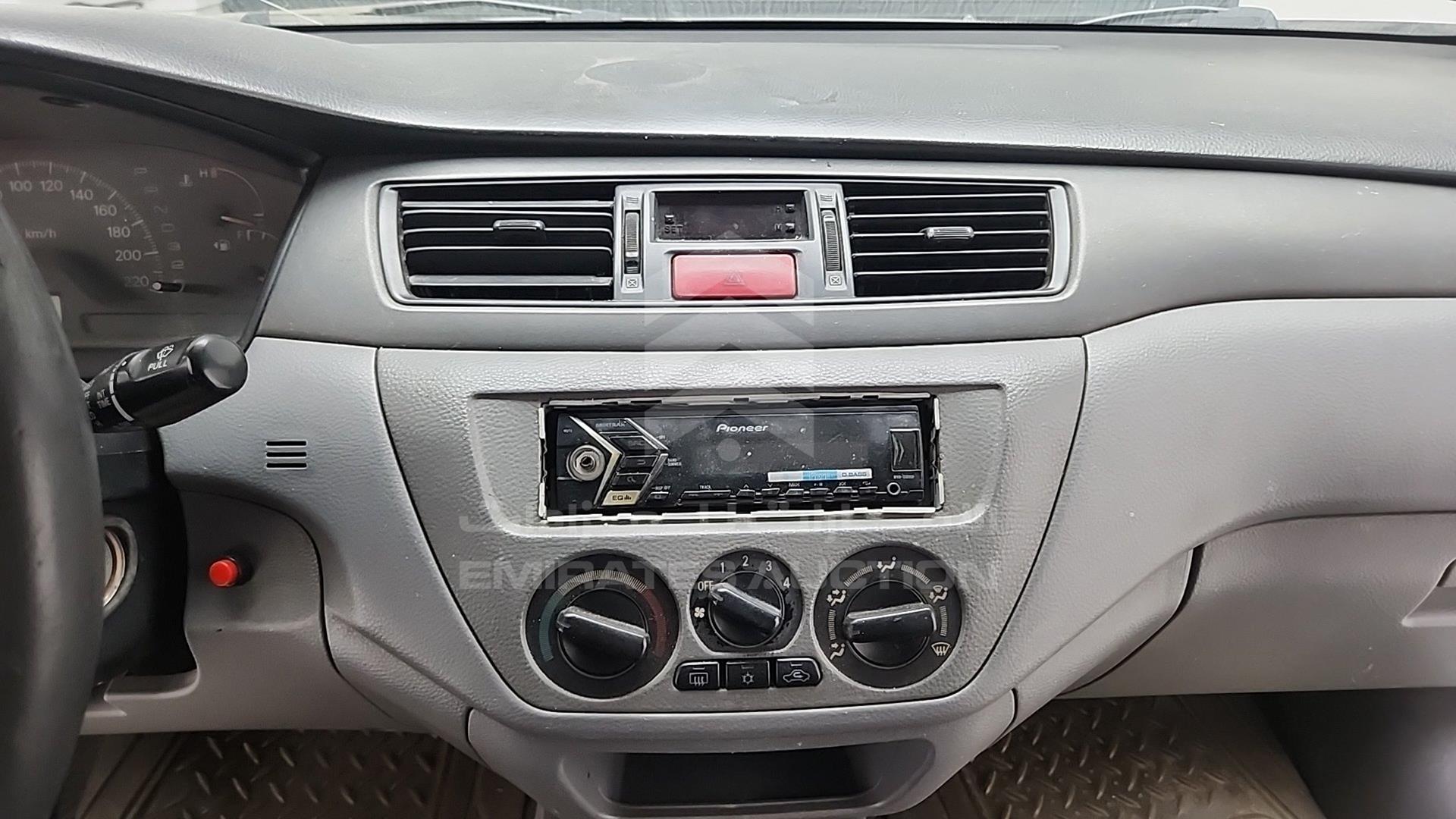 2007 MITSUBISHI LANCER VIN: JMYSRCS1A7U705891