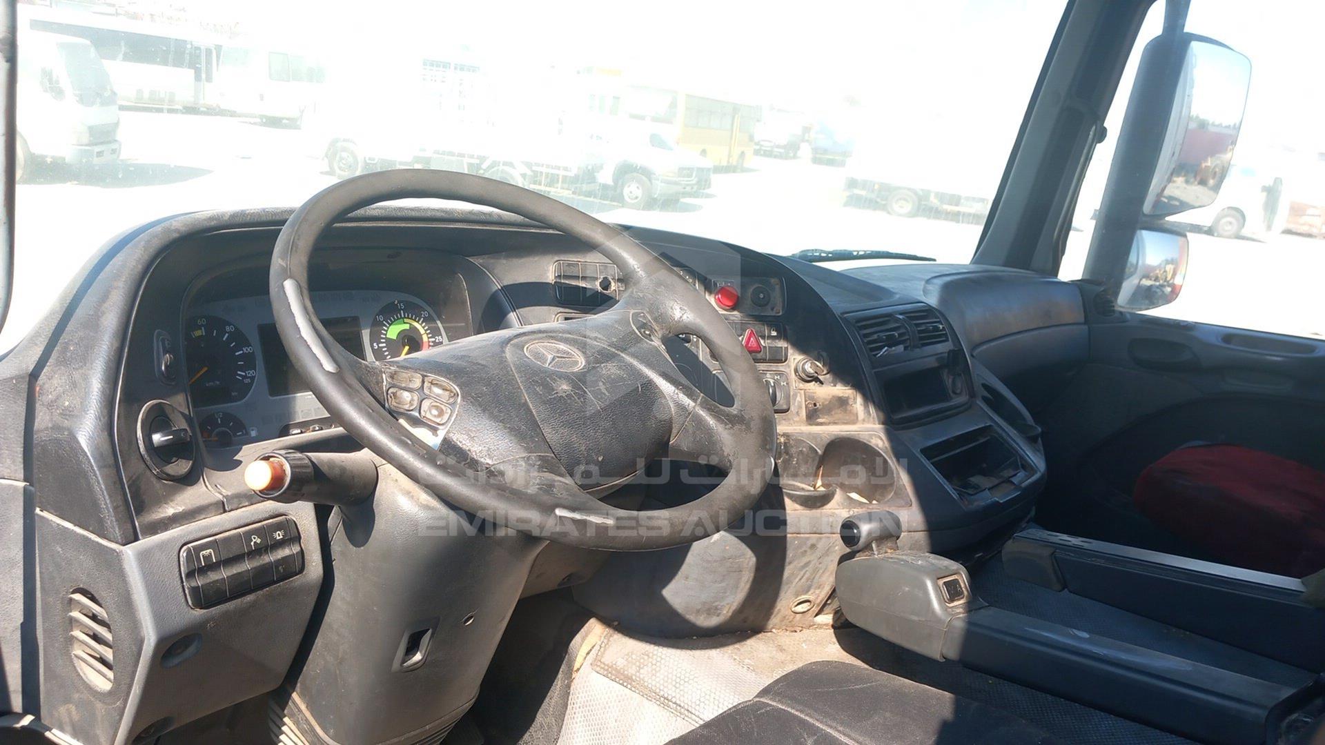 2008 MERCEDES ACTROS VIN: WDAKHCAAX8L309255