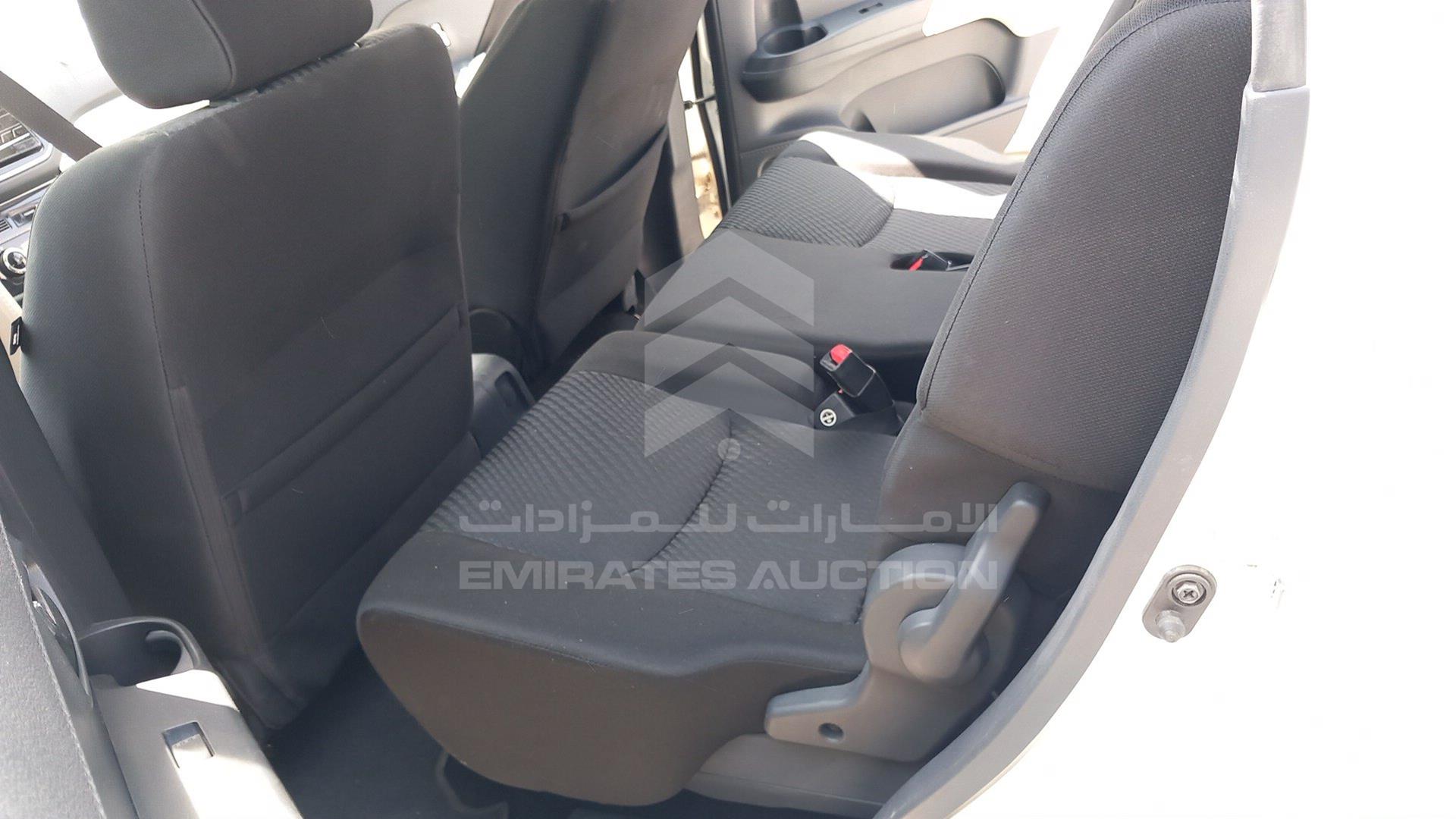 2019 TOYOTA RUSH VIN: MHKEF8BF9KK004078