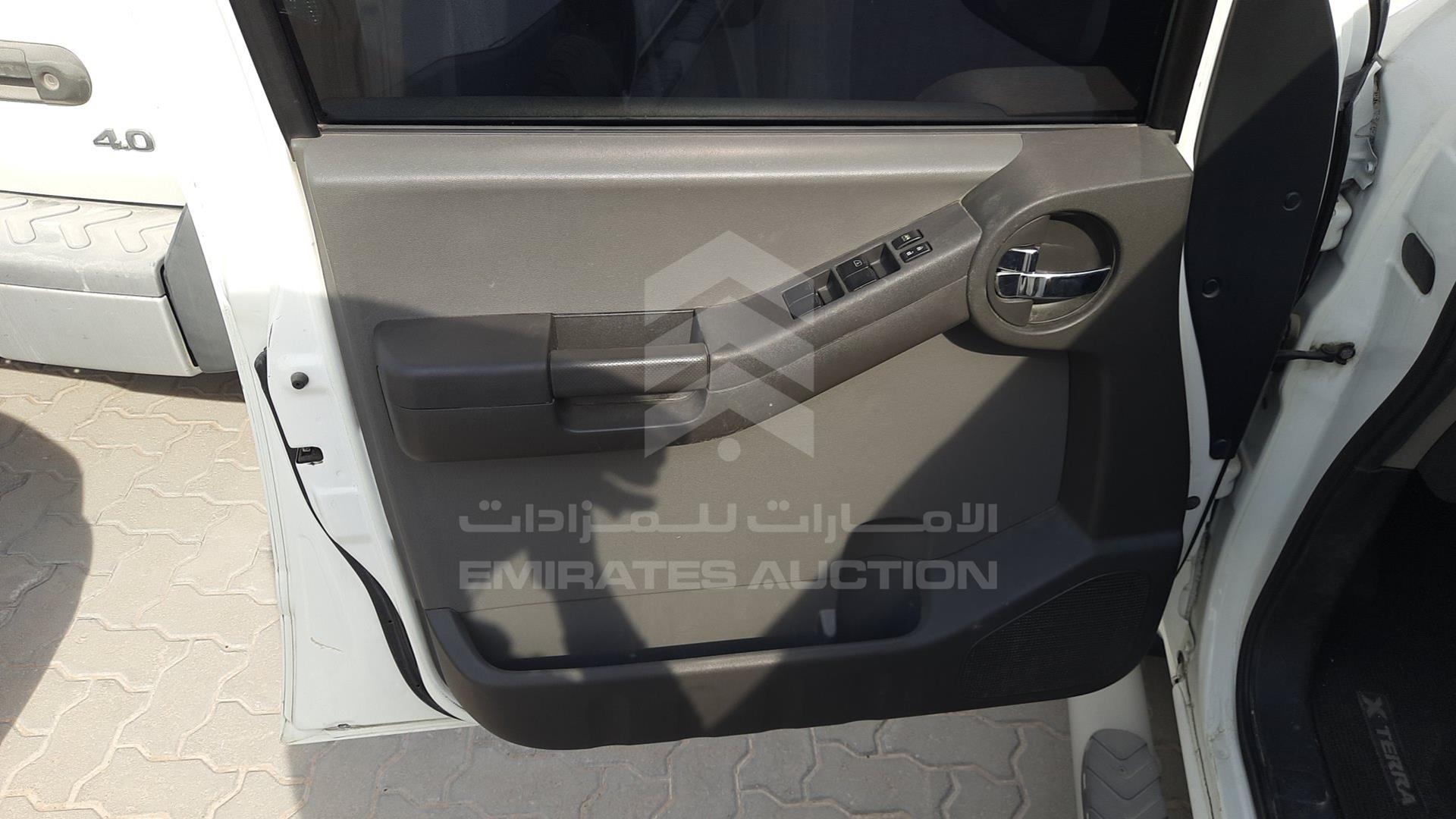 2013 NISSAN XTERRA VIN: 5N1AN0N6XDN812395