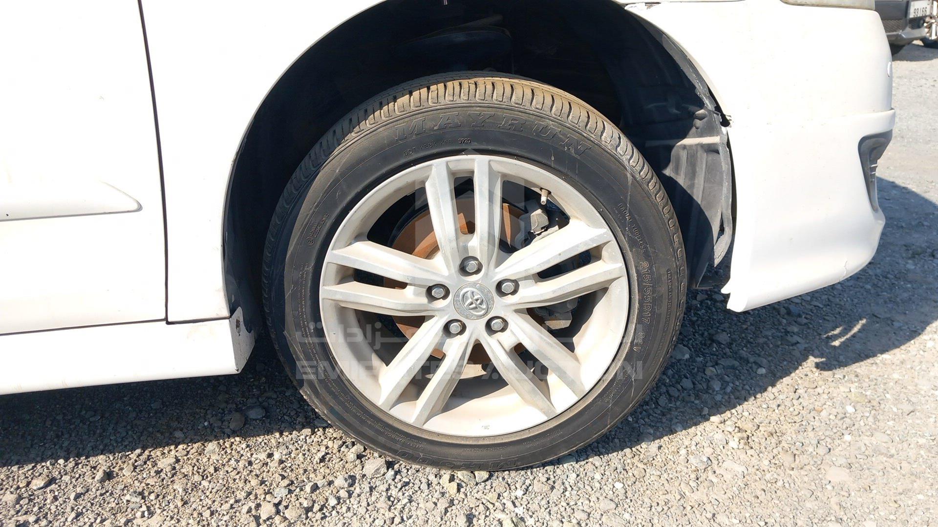 2010 TOYOTA AURION VIN: 6T1BK42K1AX928921