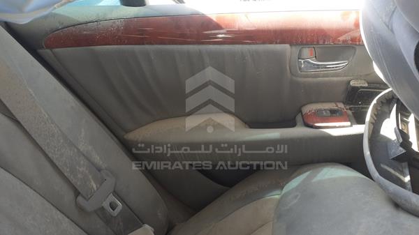 Lexus LS 430 2002 JTHBN30F220078202 Image 9