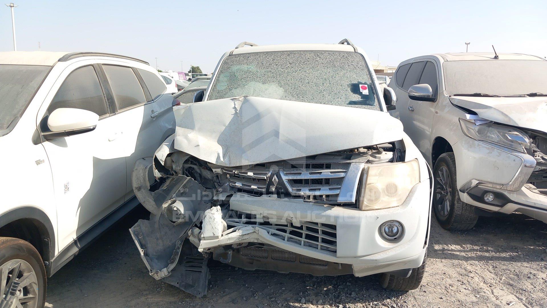 2013 MITSUBISHI PAJERO VIN: JMYLRV95WDJ709578